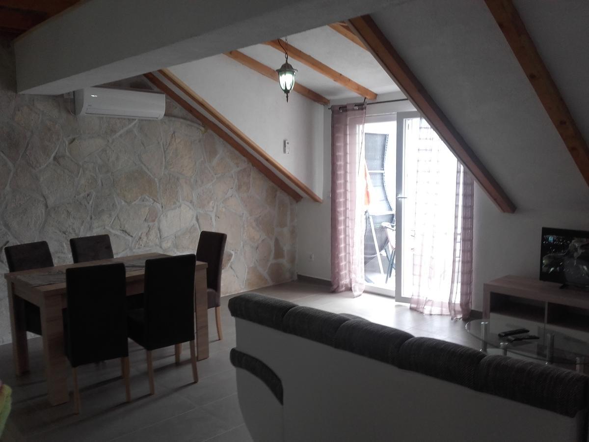 Apartment Marija Kotor Luaran gambar